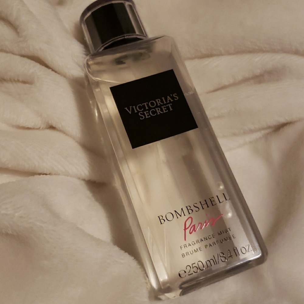 VS Bombshell Paris Fragrance Mist
